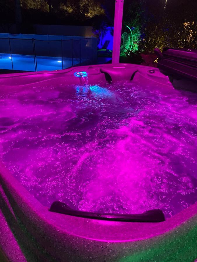 Villa Sky Garden Кесарія Екстер'єр фото